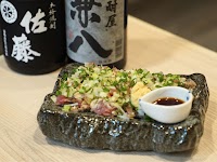 骨付鳥と鶏ダシおでん（秋冬）京味噌もつ煮（春夏） 歩 駒込店