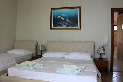 HOTEL VEIZI HIMARE