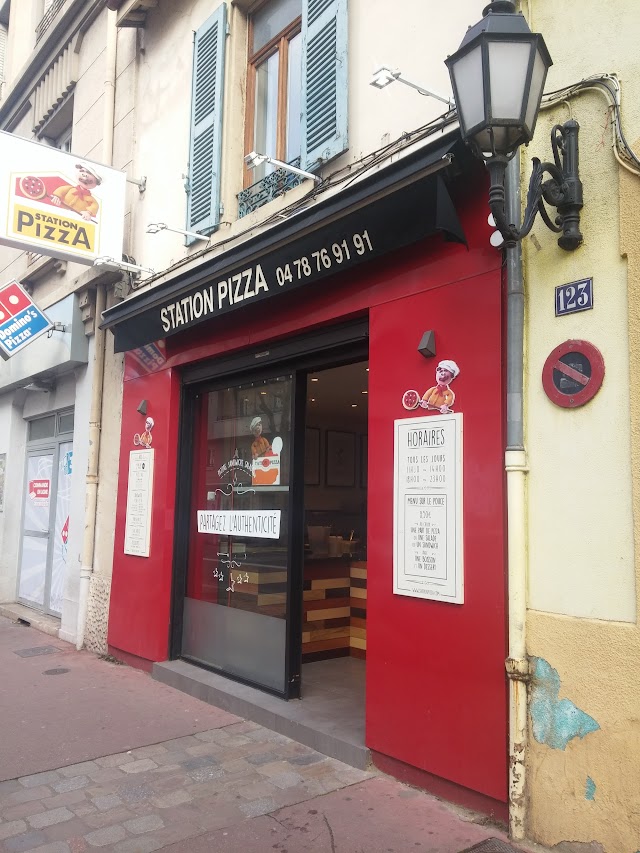 Station Pizza