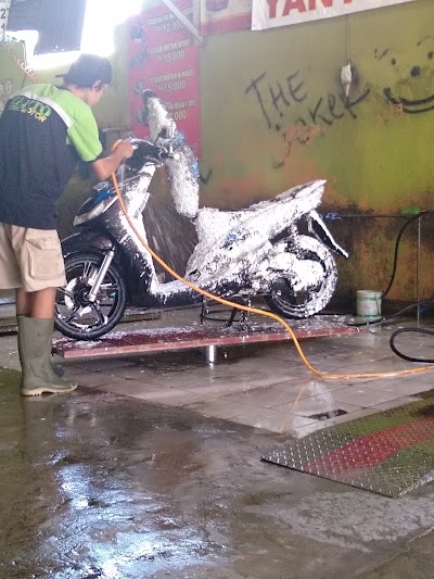 Photos of Steam Motor Arief