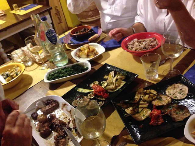 Alla Corte Di Bacco