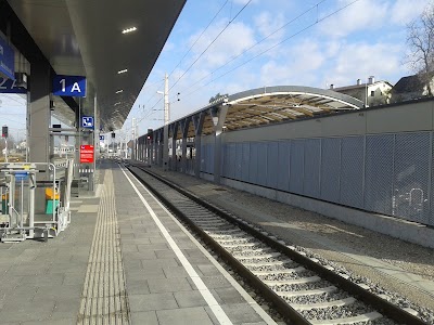 Photos of Bahnhof Gmunden