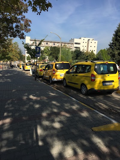 Trakya Üniversitesi Fakülte Taksi Durağı