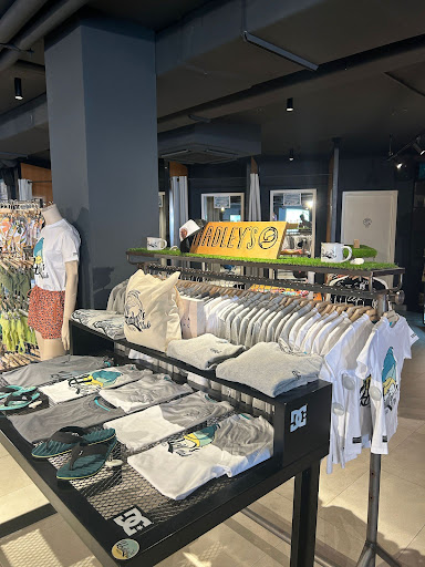 Hadley´s Surf Store - Thumbnail