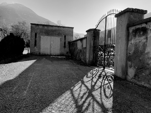 Cimetière de Saint-Étienne-de-Cuines Gallery - France