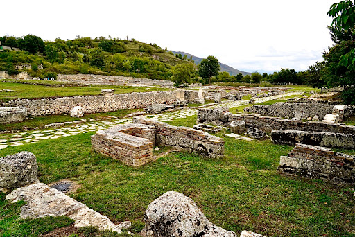 Amphitheater Alba Fucens - Thumbnail