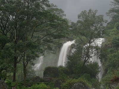 Photos of Sandun Arana meditation center