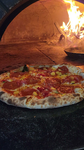 Flour Dust Pizza CO by null