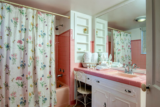 Tolley House Bed And Breakfast - Thumbnail
