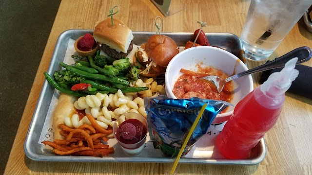 Highline Pizza Bar - River North, Chicago