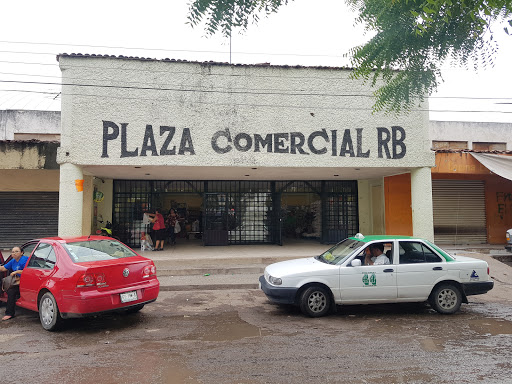 COMERCIAL RB