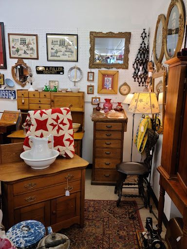 Southtowns Rte 219 Antiques - Thumbnail