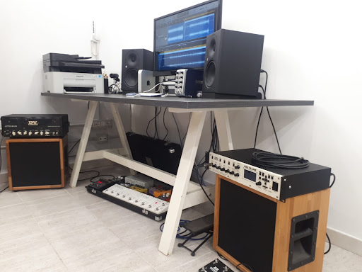 Studio & Chitarre Gallery - Italy
