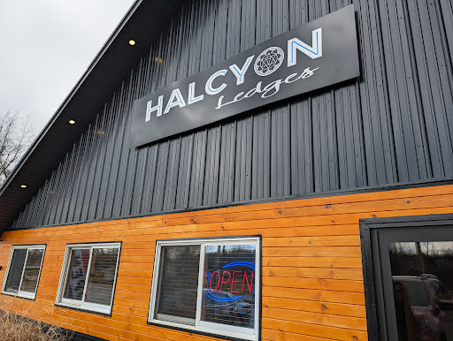Halcyon Ledges - Visual