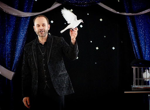 Magician Jason Purdy Magic Entertainment - Thumbnail