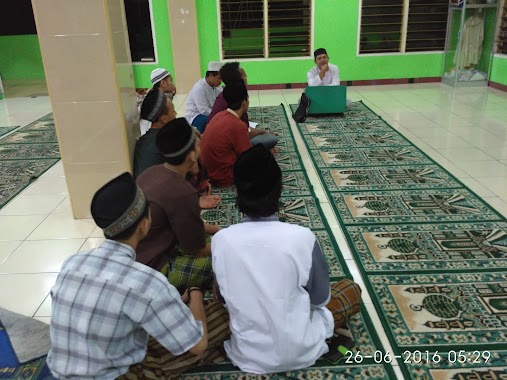 Masjid Jami' Al Muhajirin Taman Buah Sukamantri, Author: Prastyo Adi