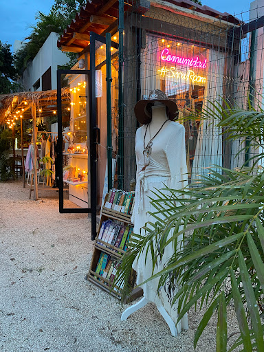 Hands of Mexico | Mercadito de La Veleta