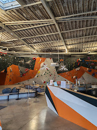 Photo n°14 de Contre Pointe à Saint-Doulchard (Escalade)