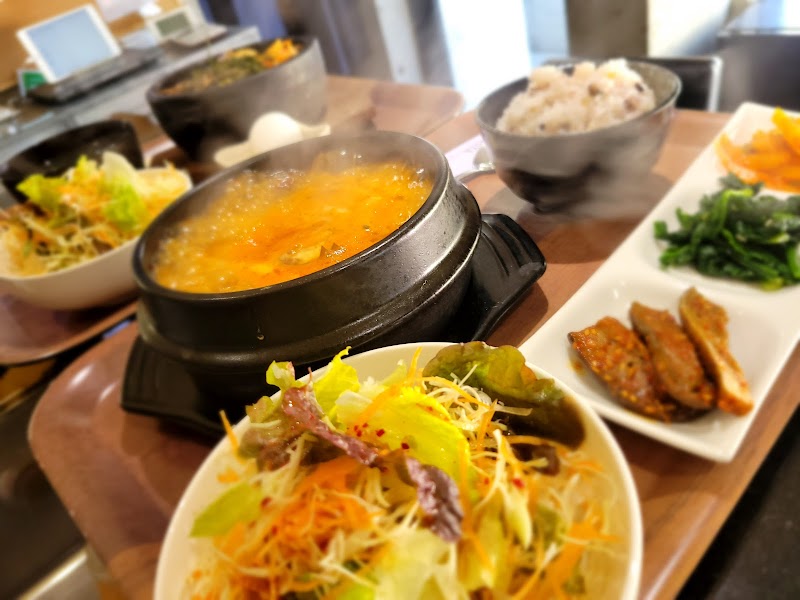 韓国家庭料理AIGOYA