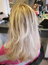 Photo n°25 de Audrey'M coiffeur créateur à Montpellier (Salon de coiffure)