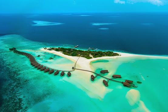 COMO Cocoa Island by null