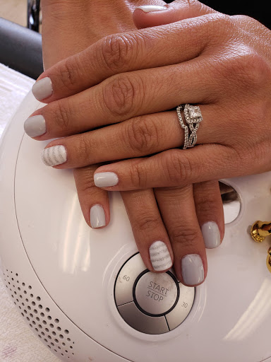 Ileana Nail - Thumbnail