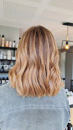 Photo n°3 de Le salon d'Iris à Échiré (Salon de coiffure)