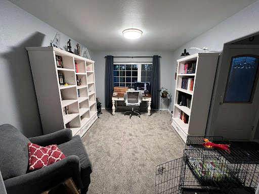Alaska Refinishing and Upholstery