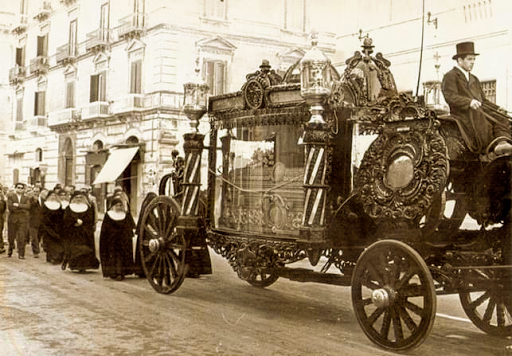 Impresa Funebre Bellomunno, dal 1820. FUNERALI E CREMAZIONI - Thumbnail