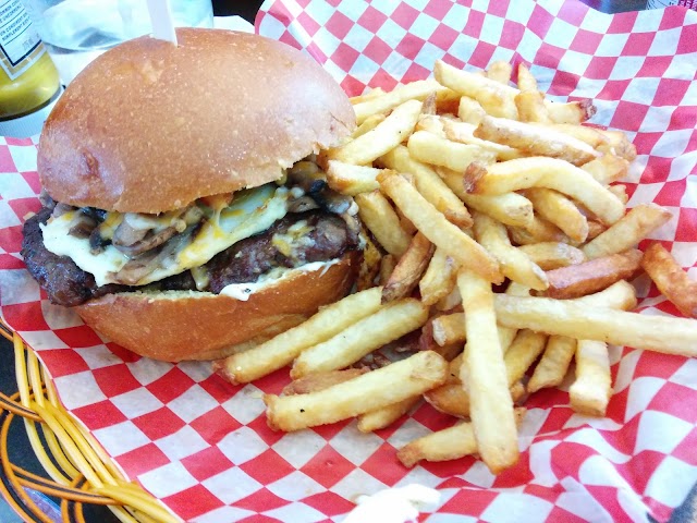 Little Louie's Burger Joint & Soupery