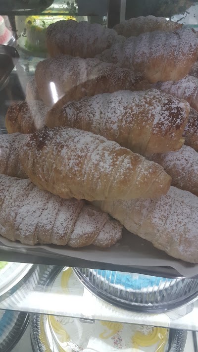 Photos of Panaderia Pasteleria Del Campo N.V.