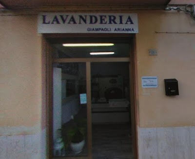 Lavanderia Giampaoli Arianna