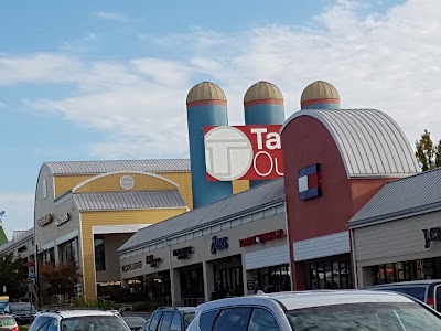 Photos of Tanger Outlets Lancaster
