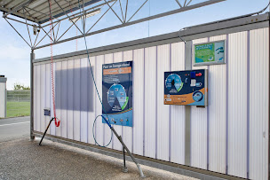 Photo n°7 de Eléphant Bleu - Concarneau à Concarneau (Service de lavage haute pression)