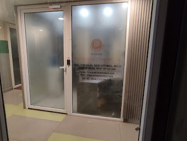 Af1qipn0 Nn79gfimuwqk9nhmcocpoxlu Ji9xfis6ky=s386 K No