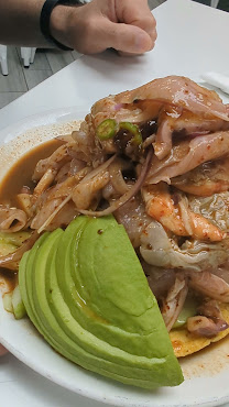 Mariscos El Submarino by null