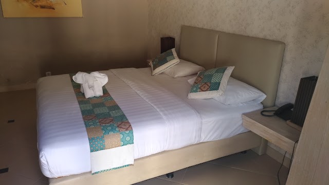 Bali Breezz Hotel