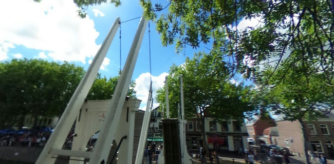 http://www.pizzeriavreeswijk.nl/