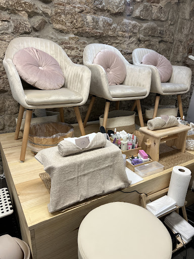 Studio 3 Girls - Manicura, estética y masajes Gallery - Spain