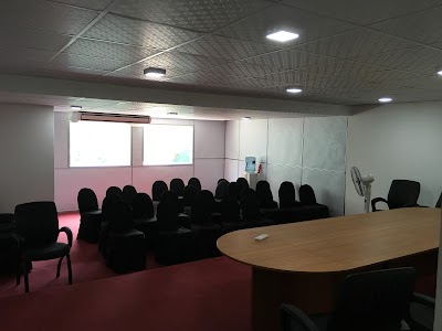 Photos of Real Lands & Properties (Pvt) Ltd