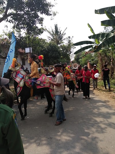 Photos of Bendungan Cidenok waterpang