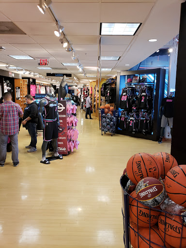 The Miami HEAT Store at Kaseya Center - Thumbnail