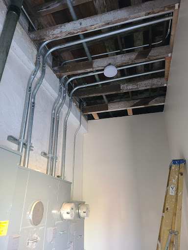 Suarez Electric Service - Residential Electrician - Thumbnail