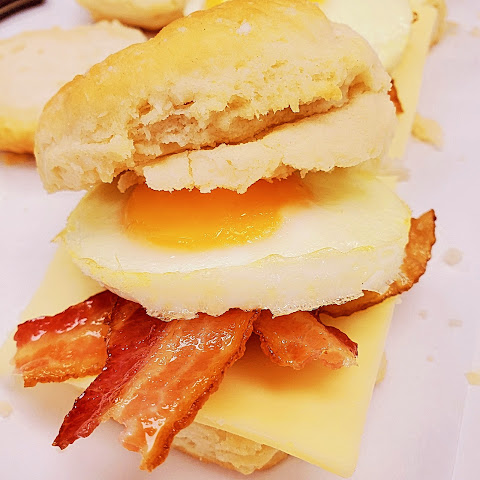 Sprinkles Bakeshop & Cafe by null