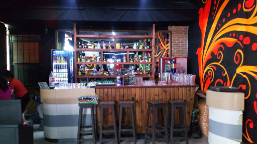 EL SEÑUELO snaks & beer - Thumbnail