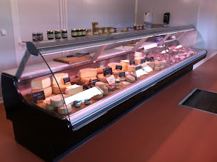 Photo n°4 de Chartez Sarl à Précilhon (Fromagerie)