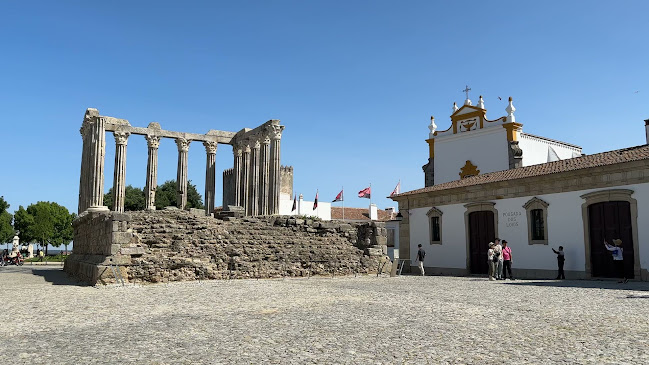 Templo Romano de Évora Número de telefone