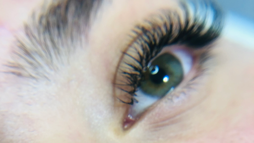 Beauty Hexe - Thumbnail