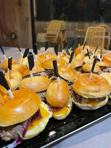 3J'S Smokehouse Food Truck