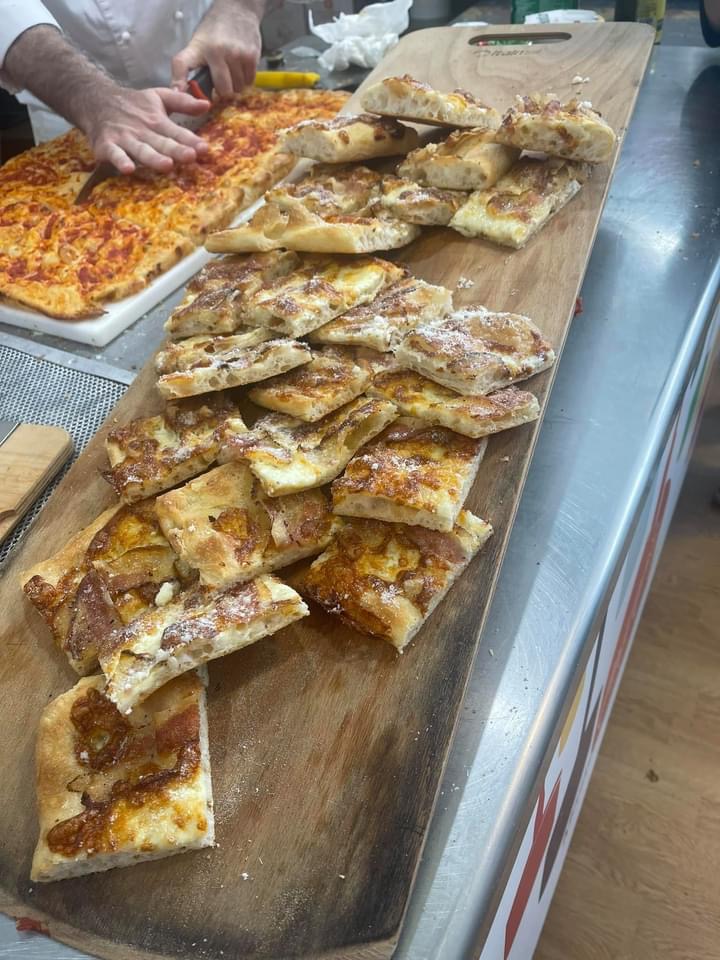 Hello Pizza